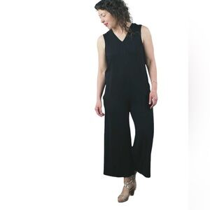 SLSF Sarah liller Rosaline black wide leg flowy jumpsuit size small black